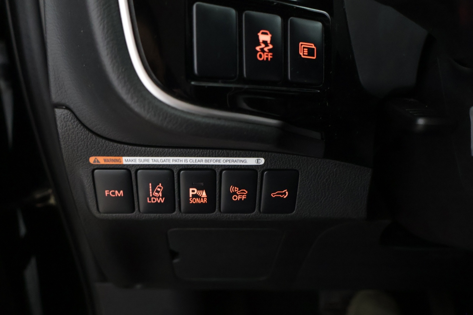 MITSUBISHI Outlander 2014
