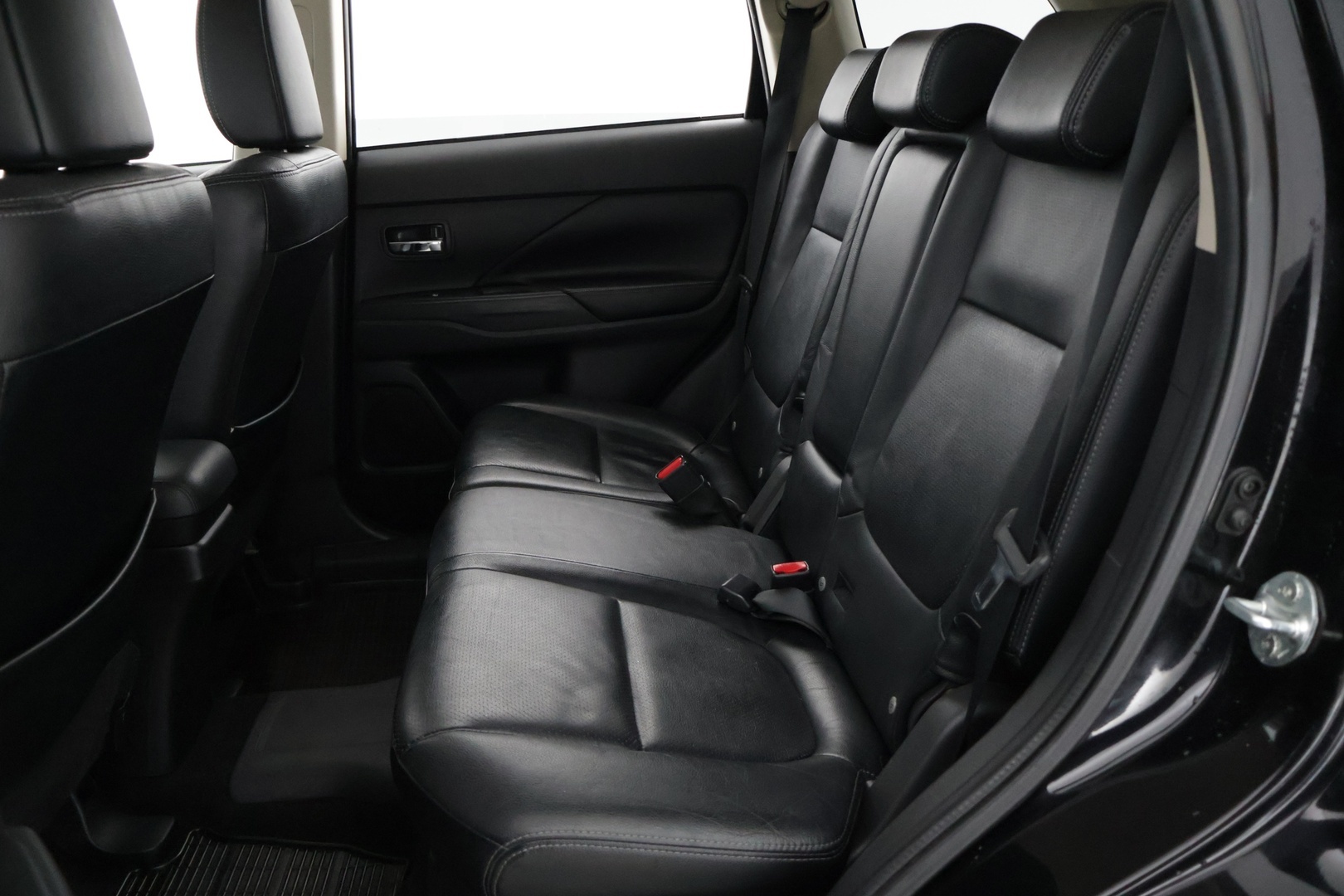 MITSUBISHI Outlander 2014