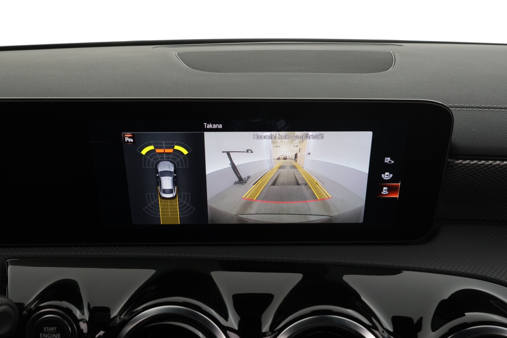 MERCEDES-BENZ CLA 2023