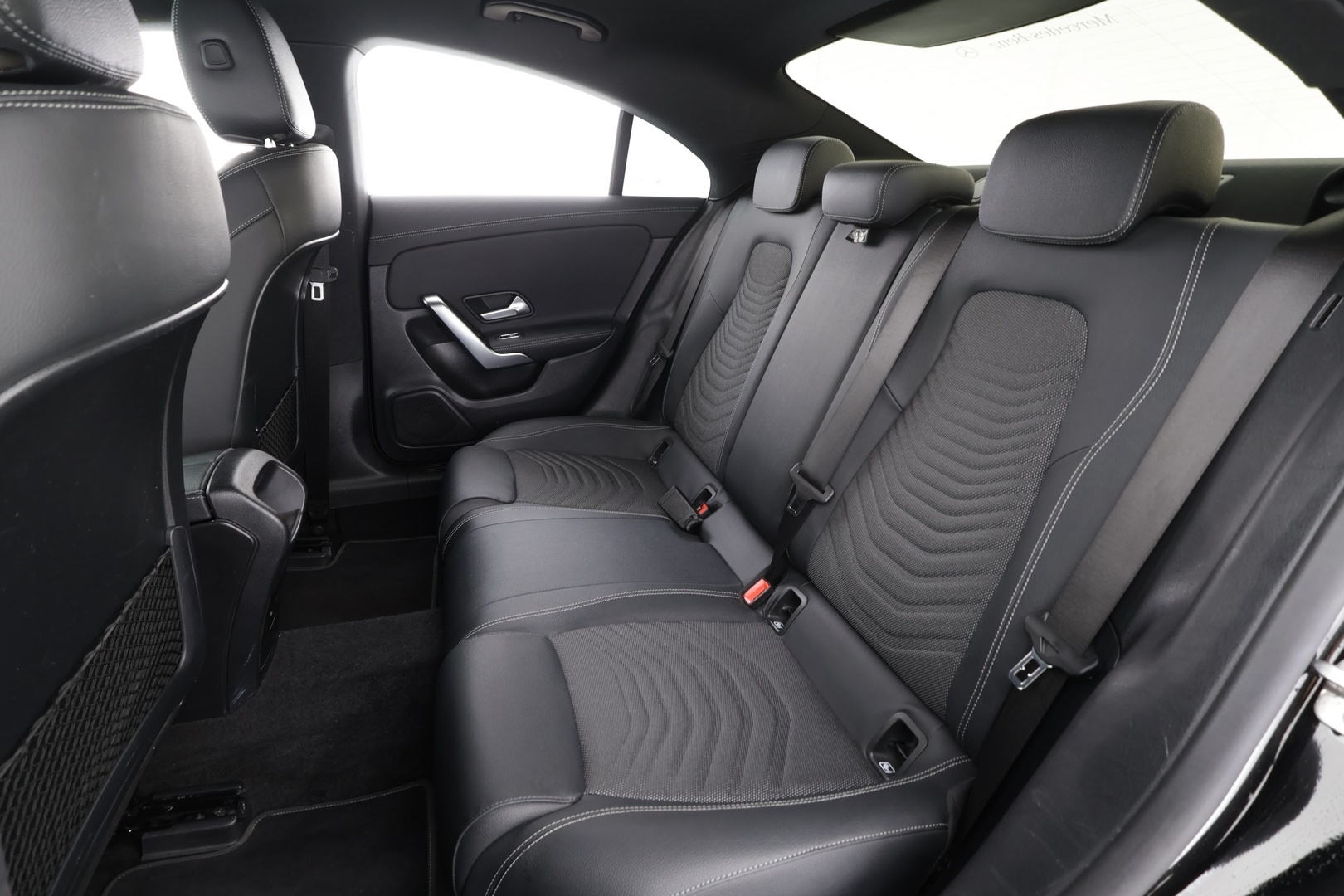 MERCEDES-BENZ CLA 2023