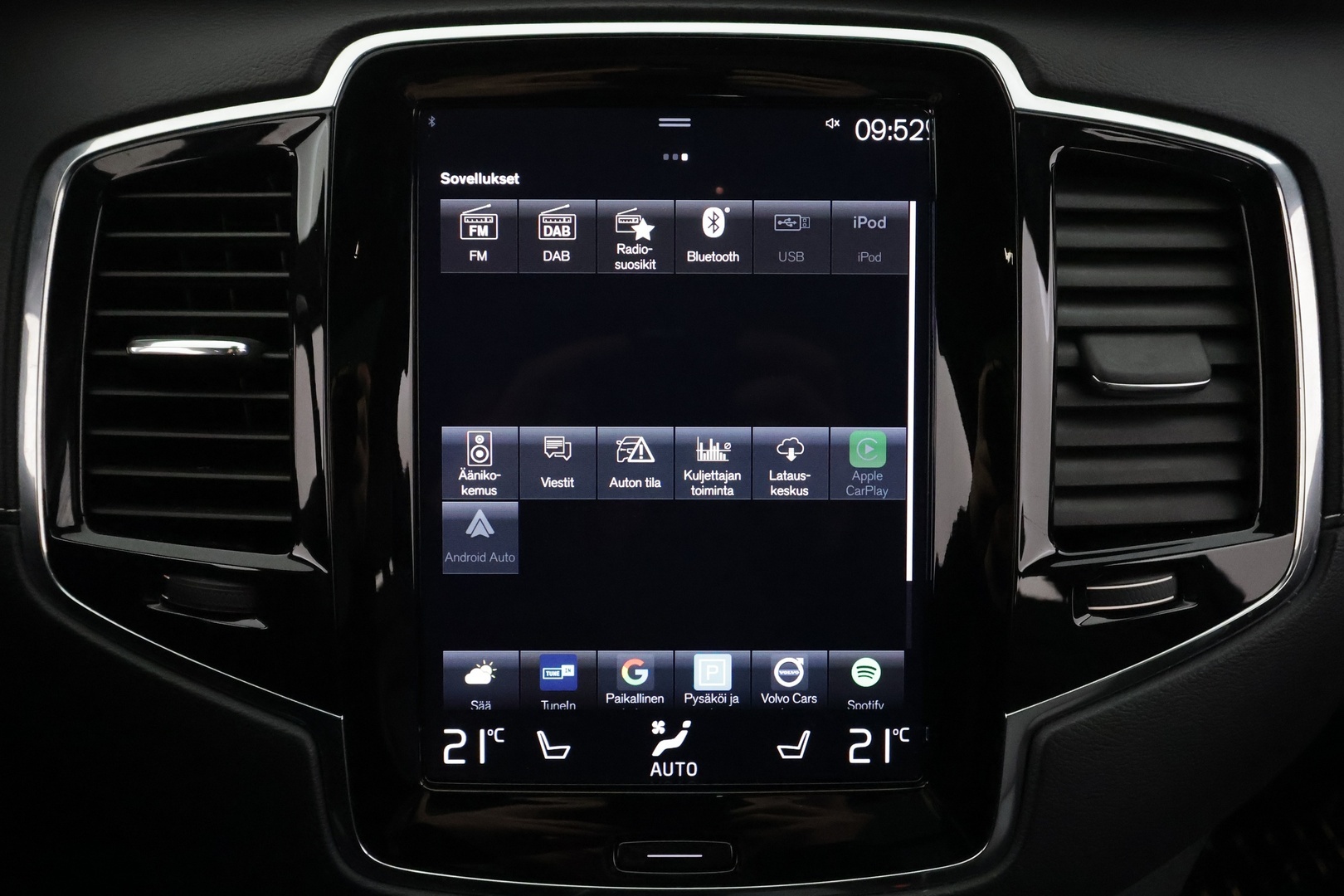 VOLVO XC90 2020