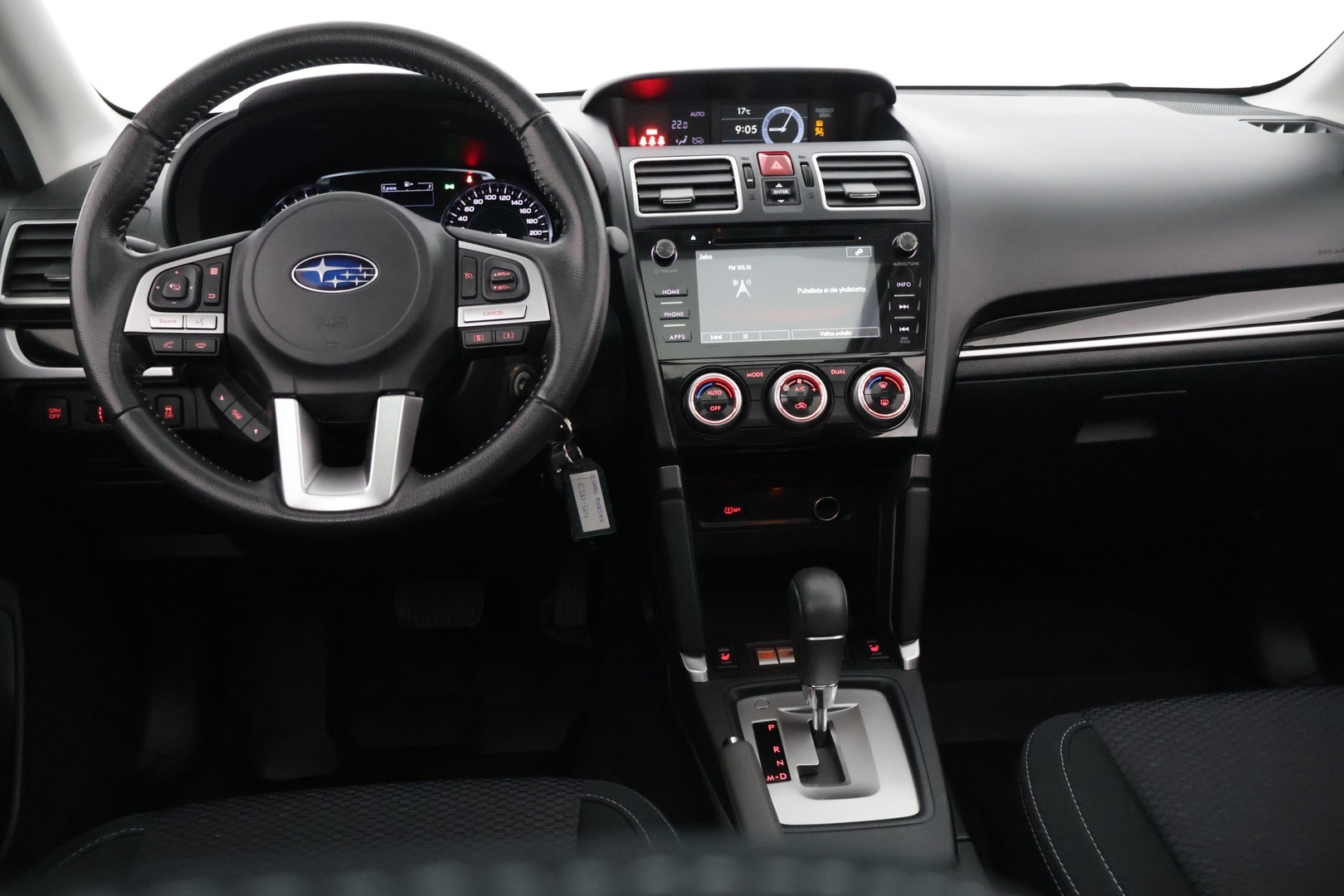 SUBARU Forester 2017