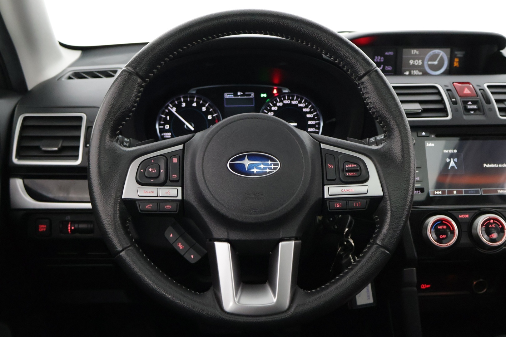 SUBARU Forester 2017