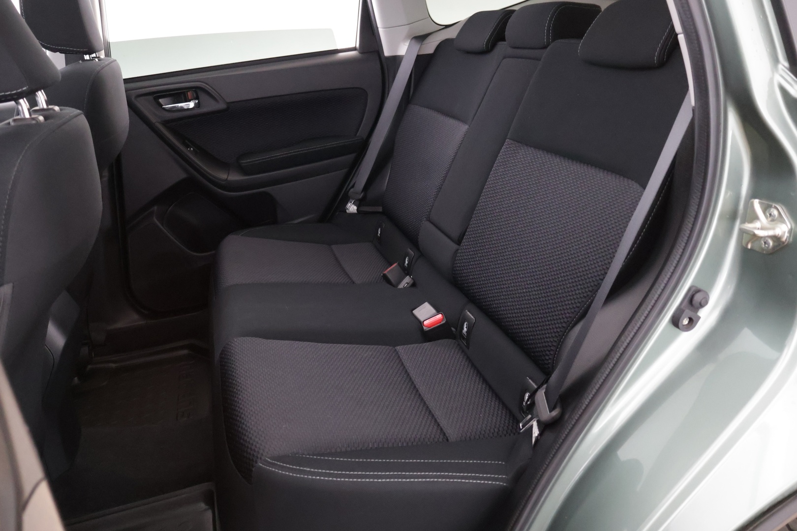 SUBARU Forester 2017