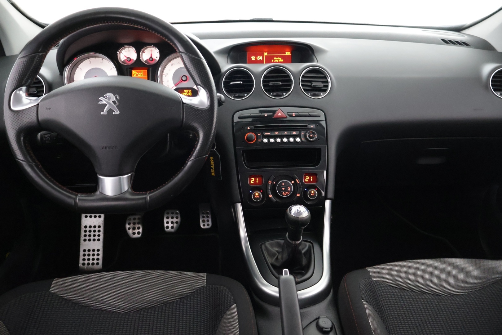 PEUGEOT 308 2013