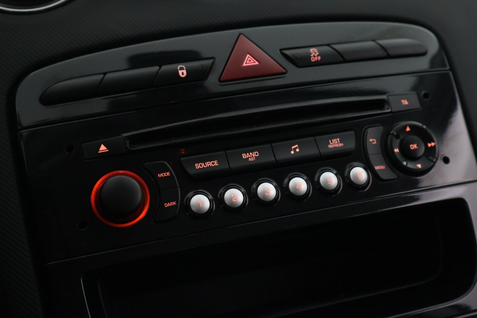 PEUGEOT 308 2013