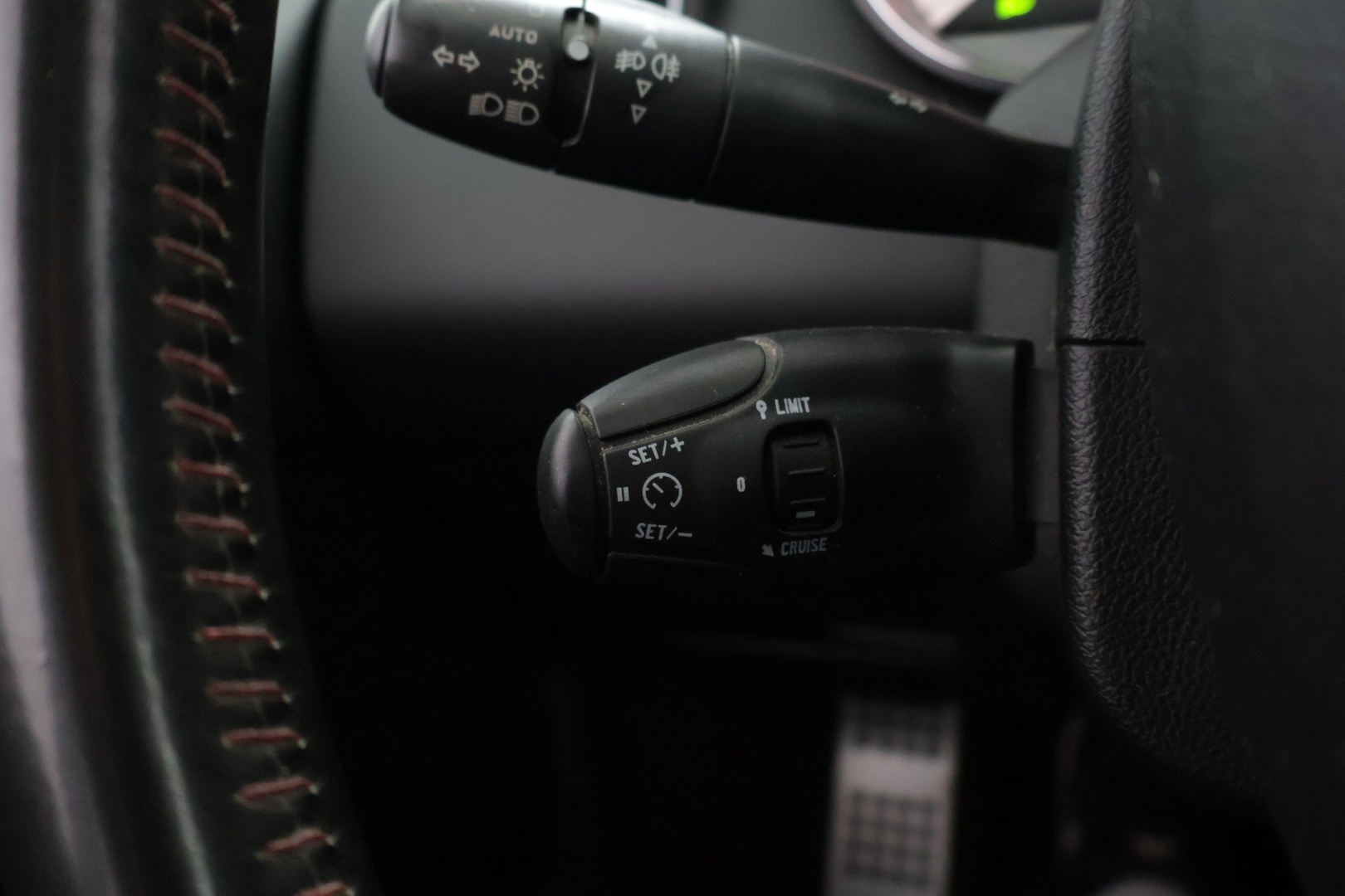 PEUGEOT 308 2013