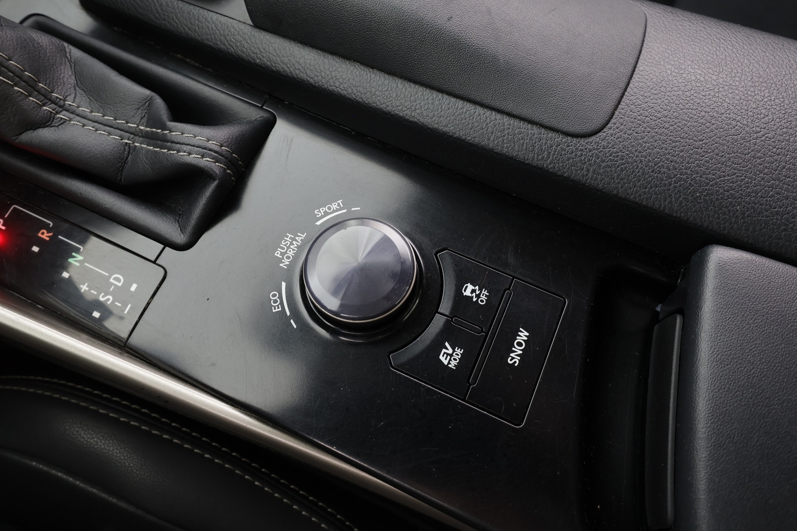 LEXUS IS 2014