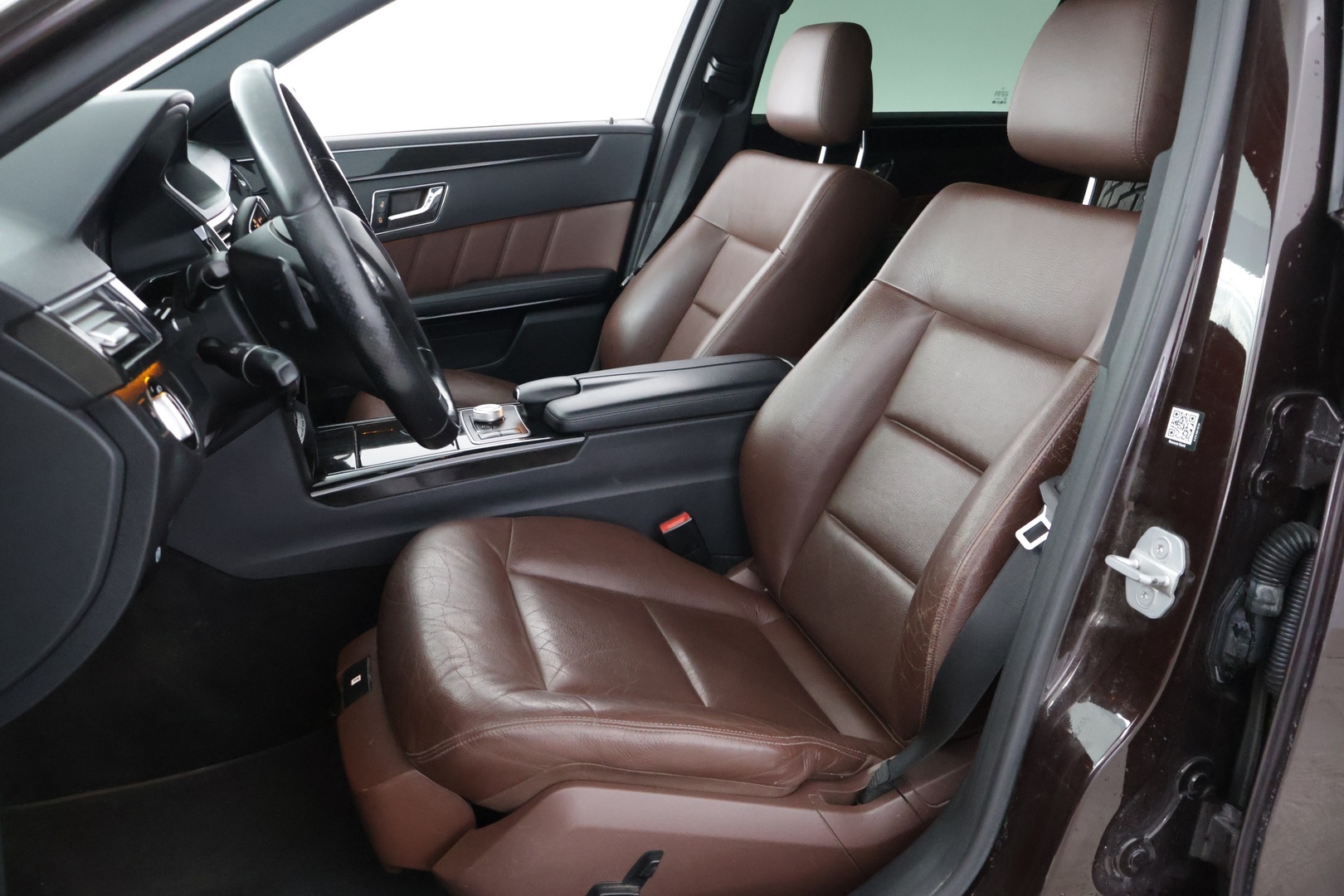 MERCEDES-BENZ E 2010