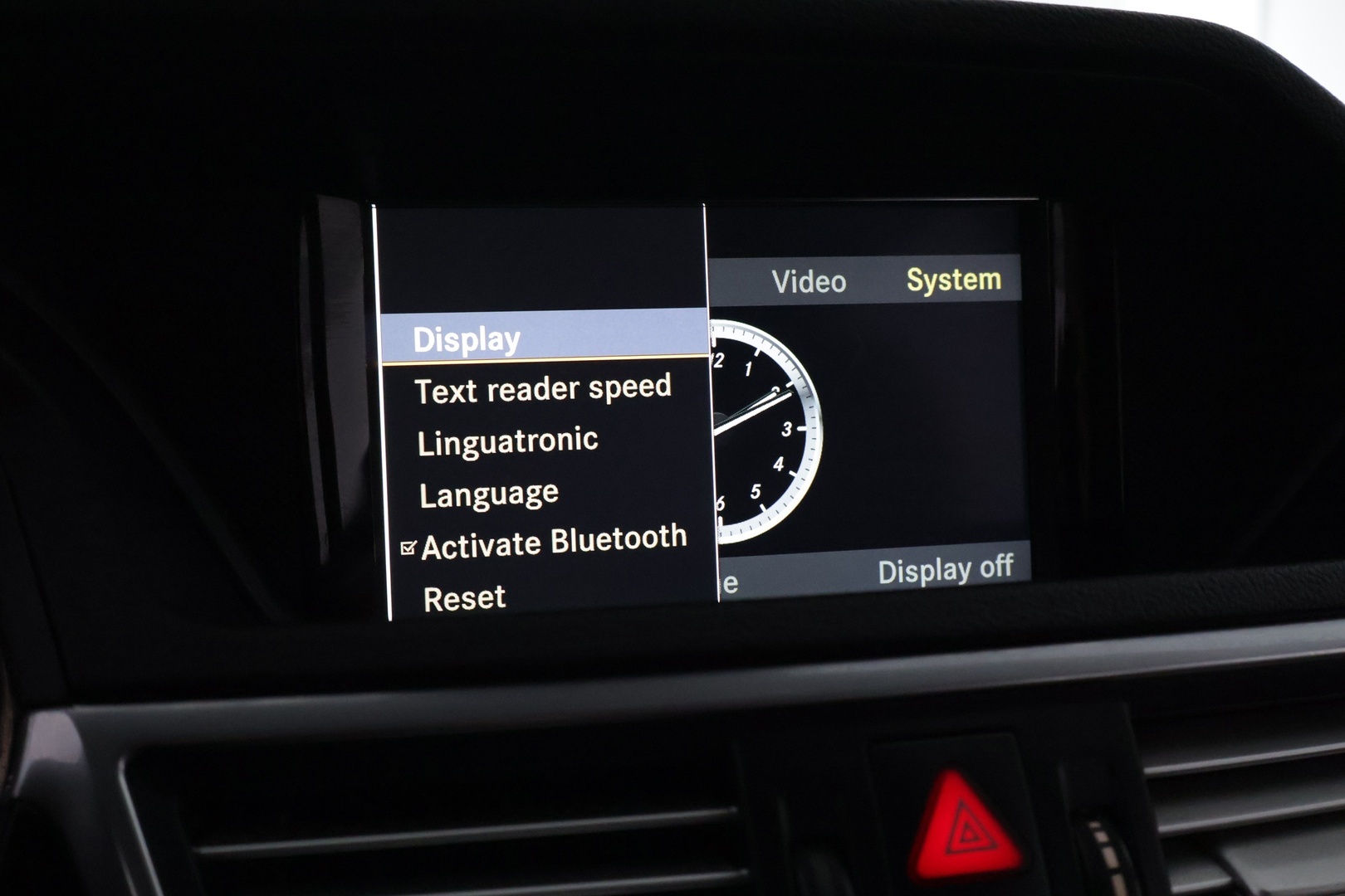 MERCEDES-BENZ E 2010