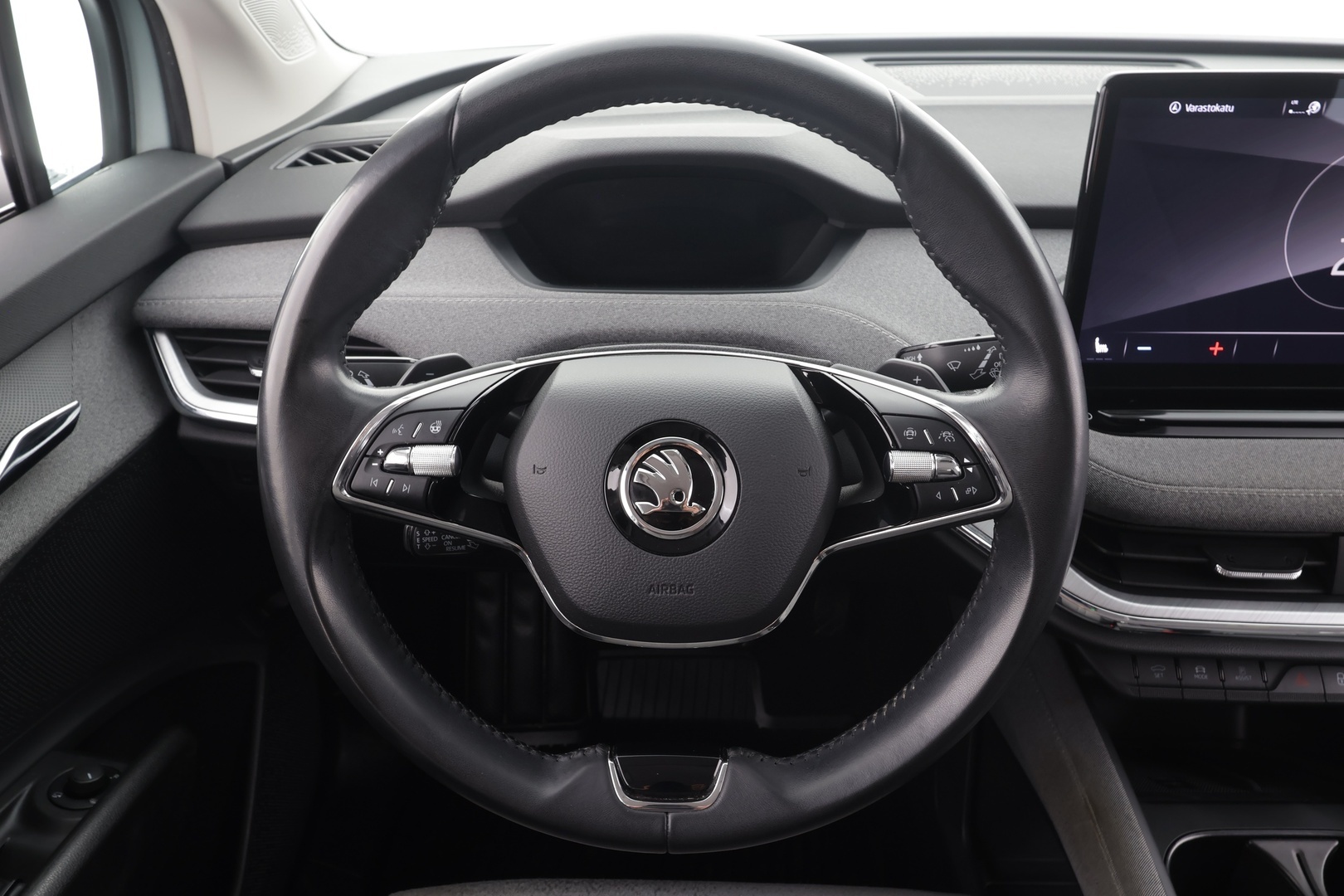SKODA Enyaq 2022