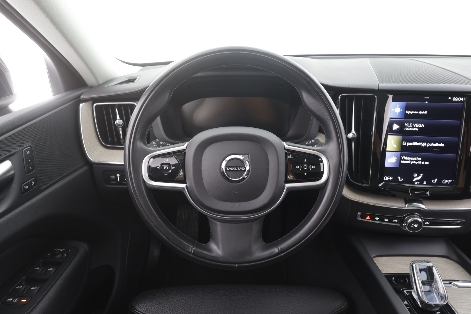 VOLVO XC60 2021