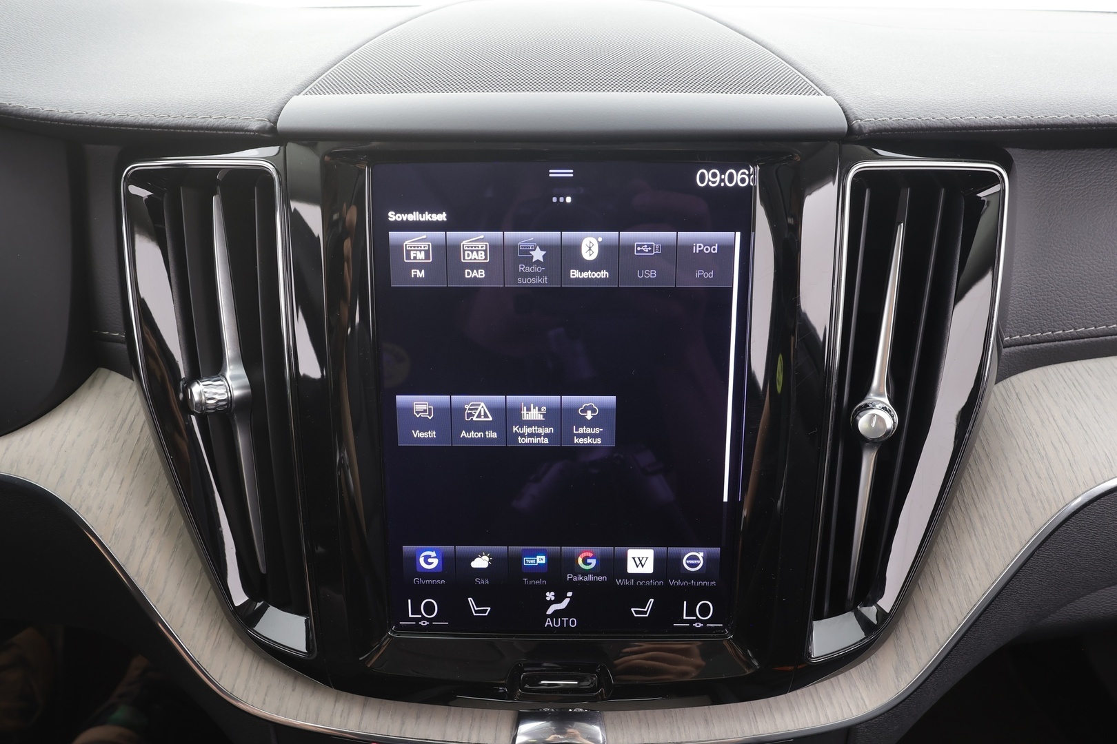 VOLVO XC60 2021