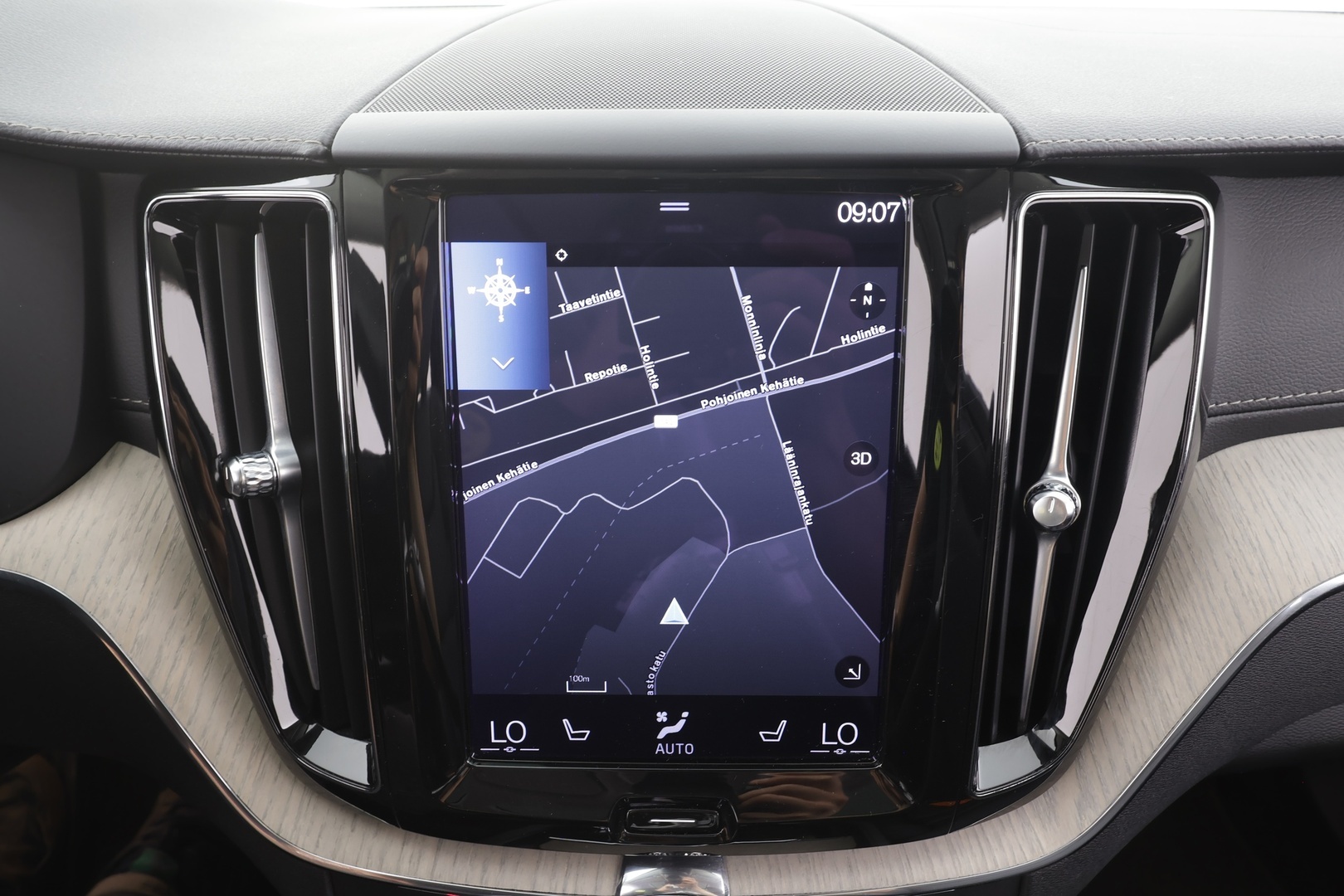 VOLVO XC60 2021