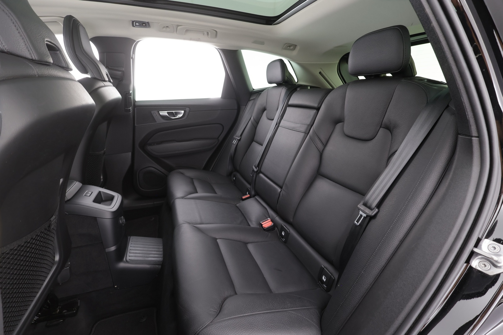 VOLVO XC60 2021