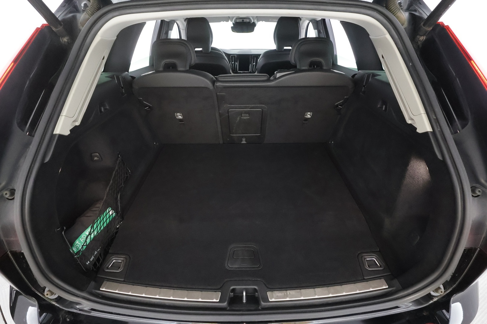 VOLVO XC60 2021