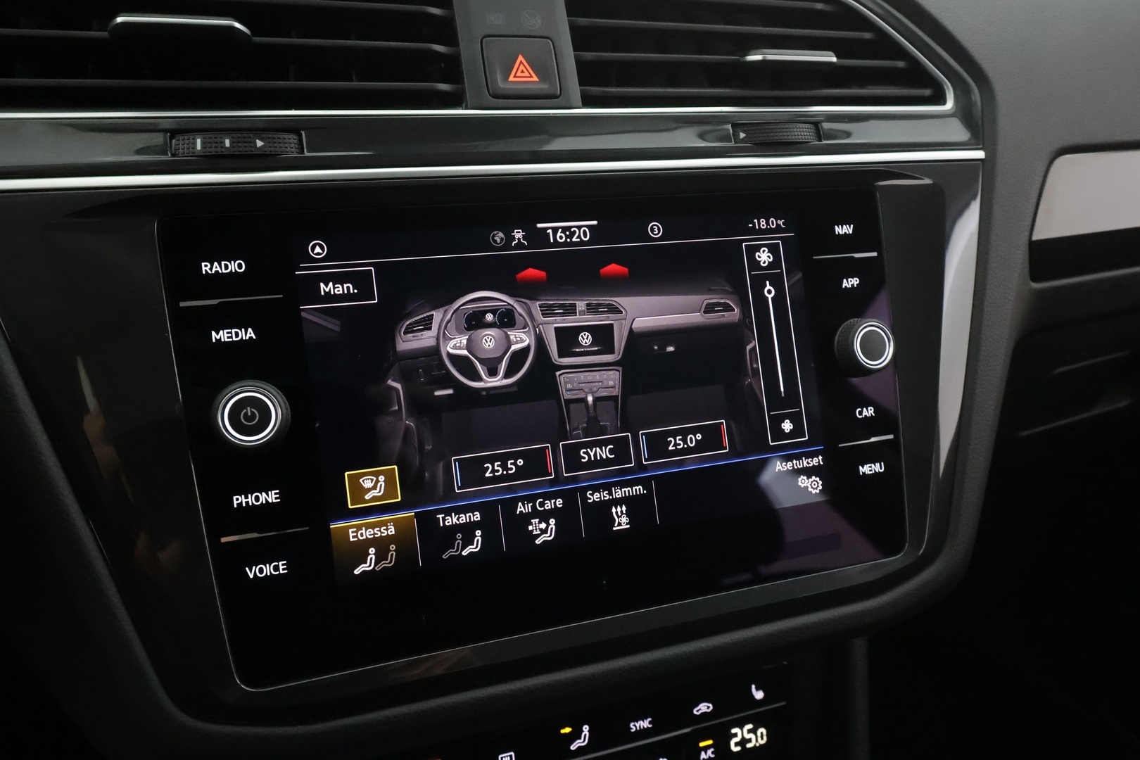 VOLKSWAGEN Tiguan 2022