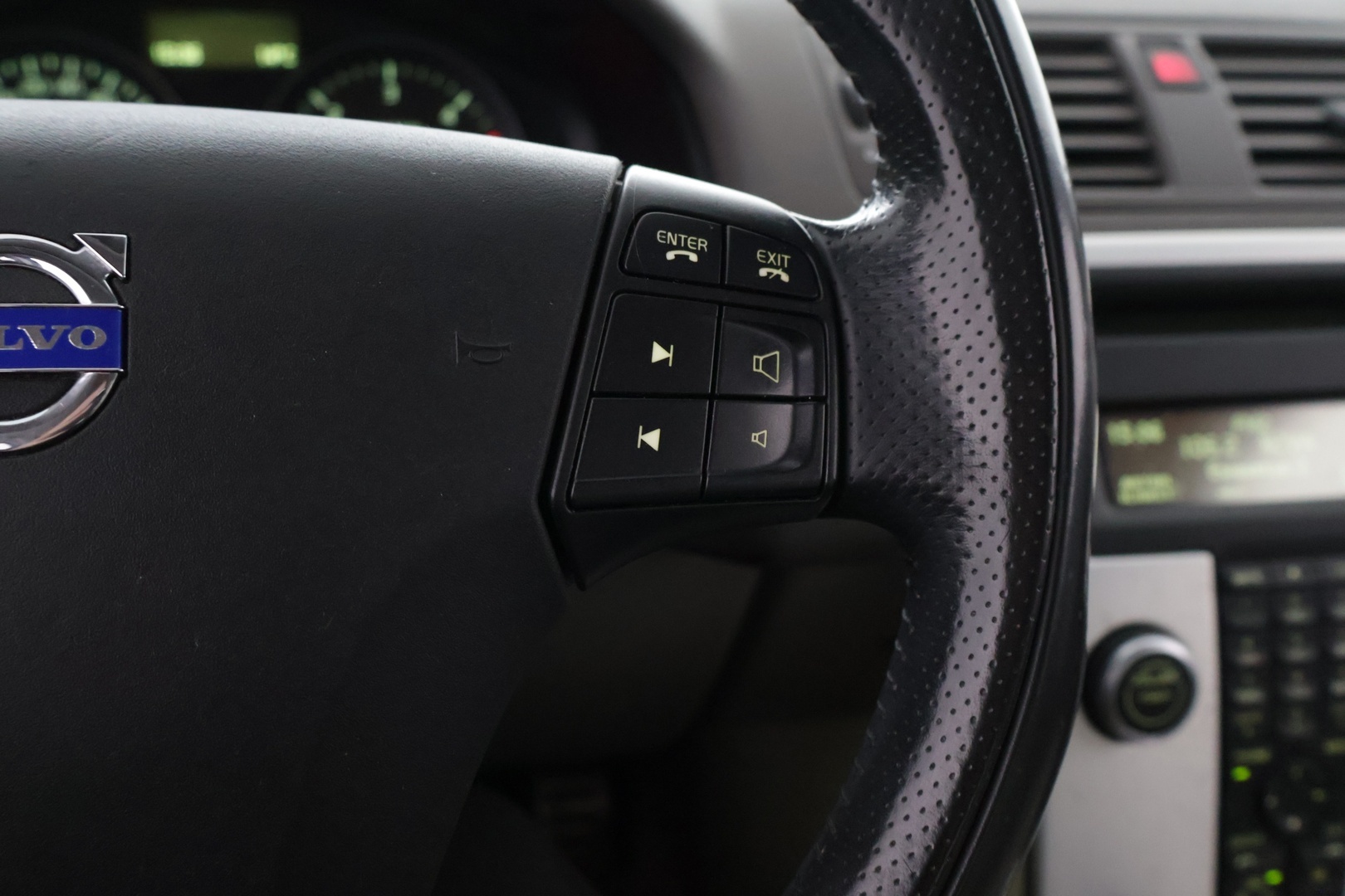 VOLVO S40 2012