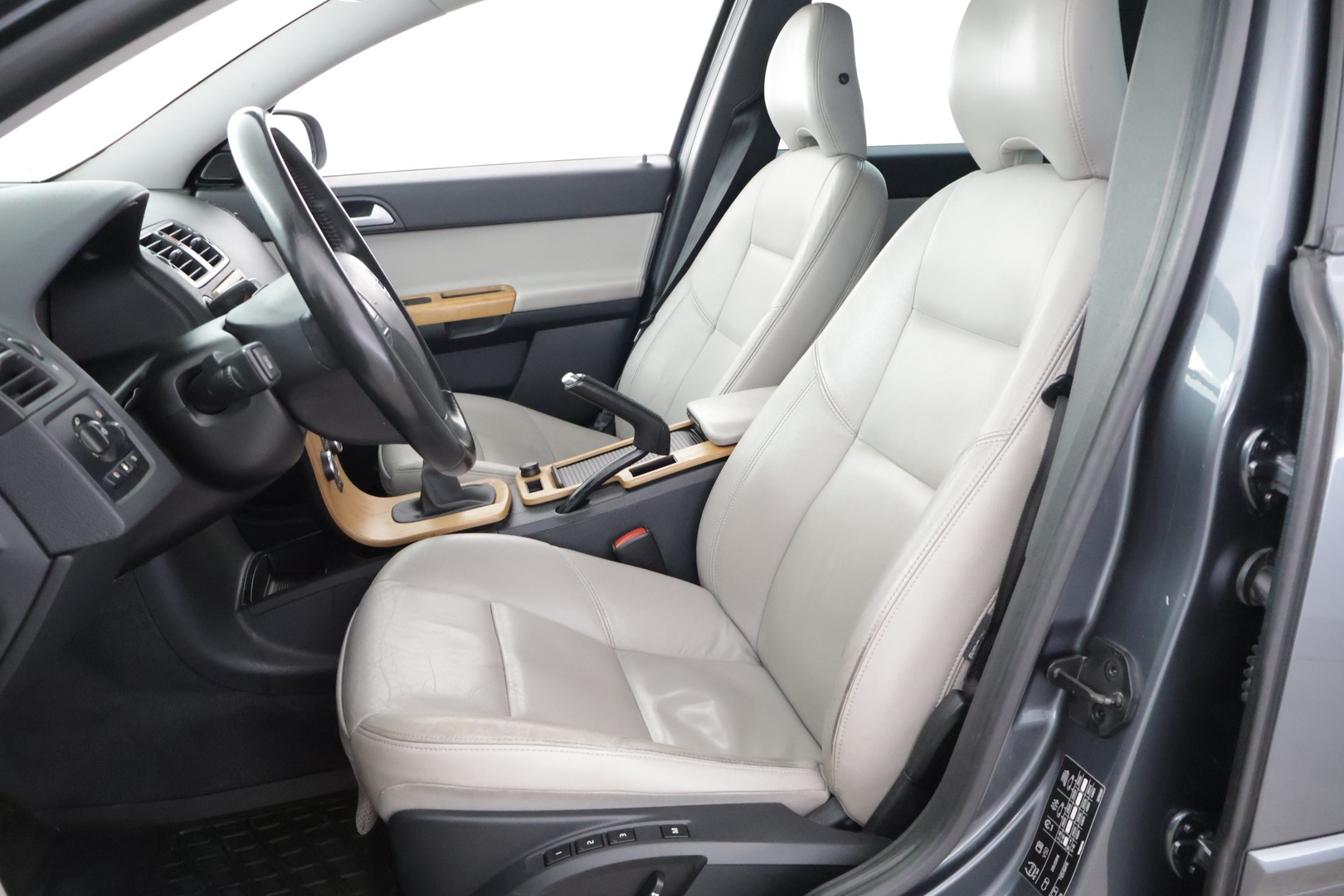 VOLVO V50 2008