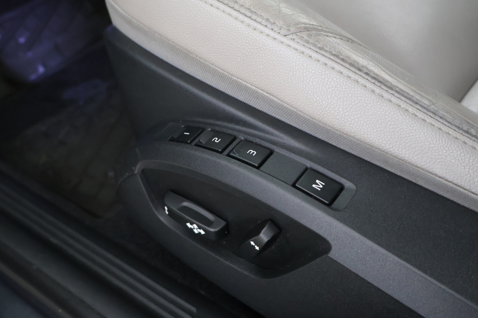 VOLVO V50 2008