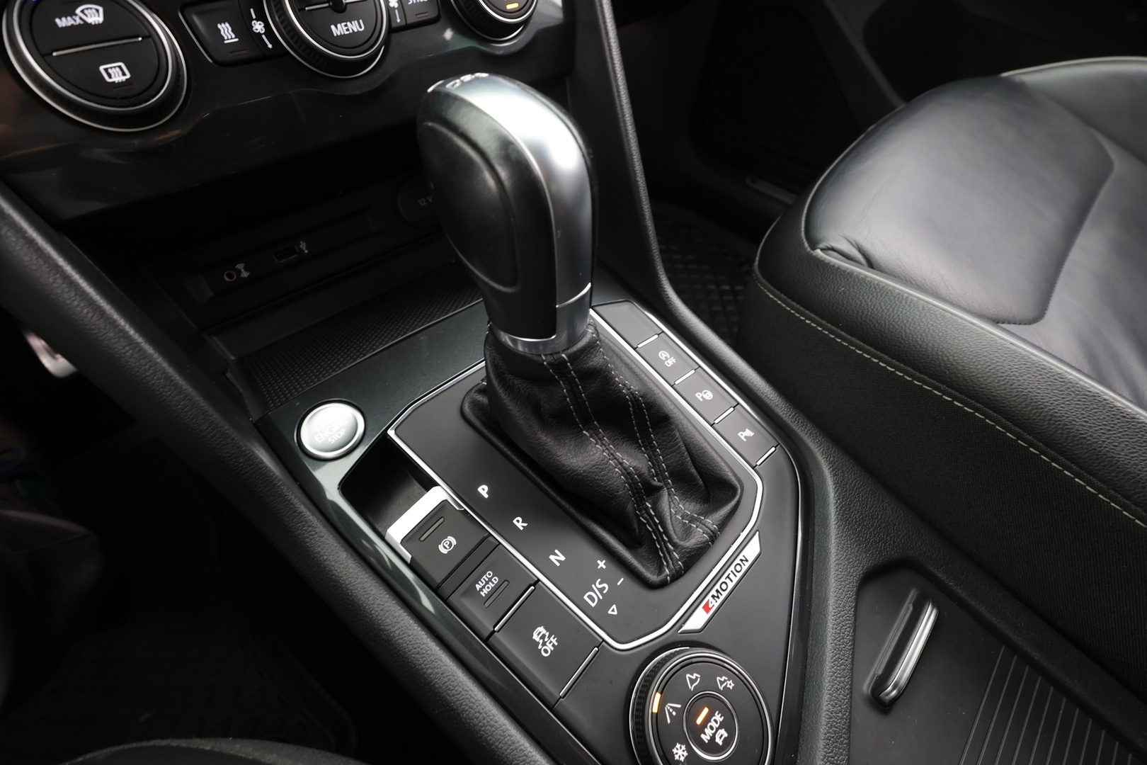 VOLKSWAGEN Tiguan 2017