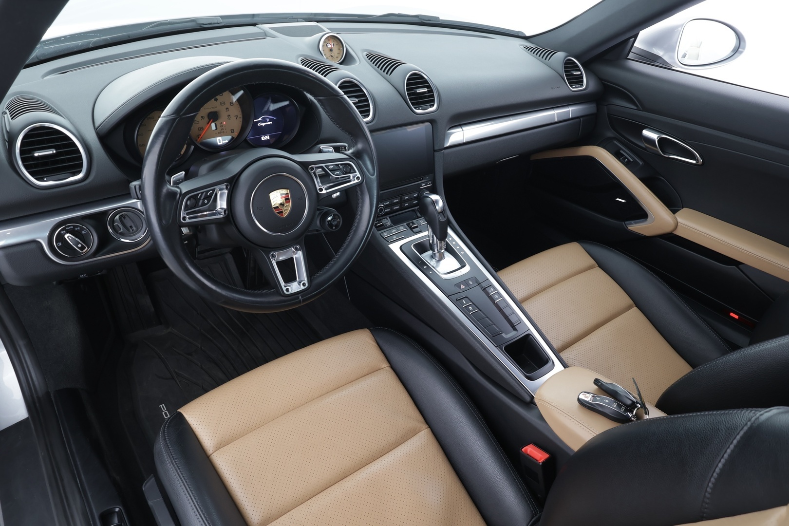 PORSCHE 718 2018