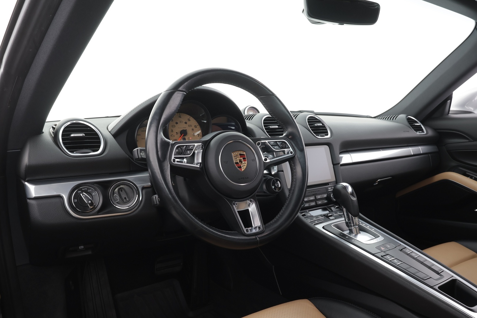 PORSCHE 718 2018