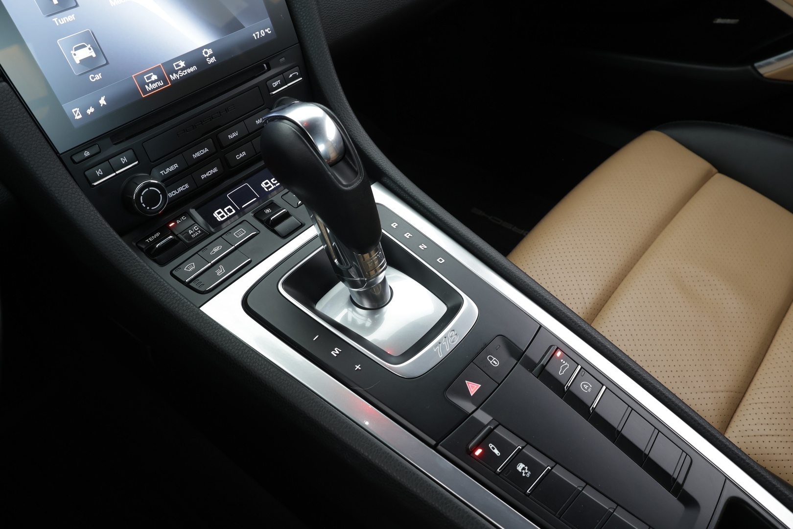 PORSCHE 718 2018
