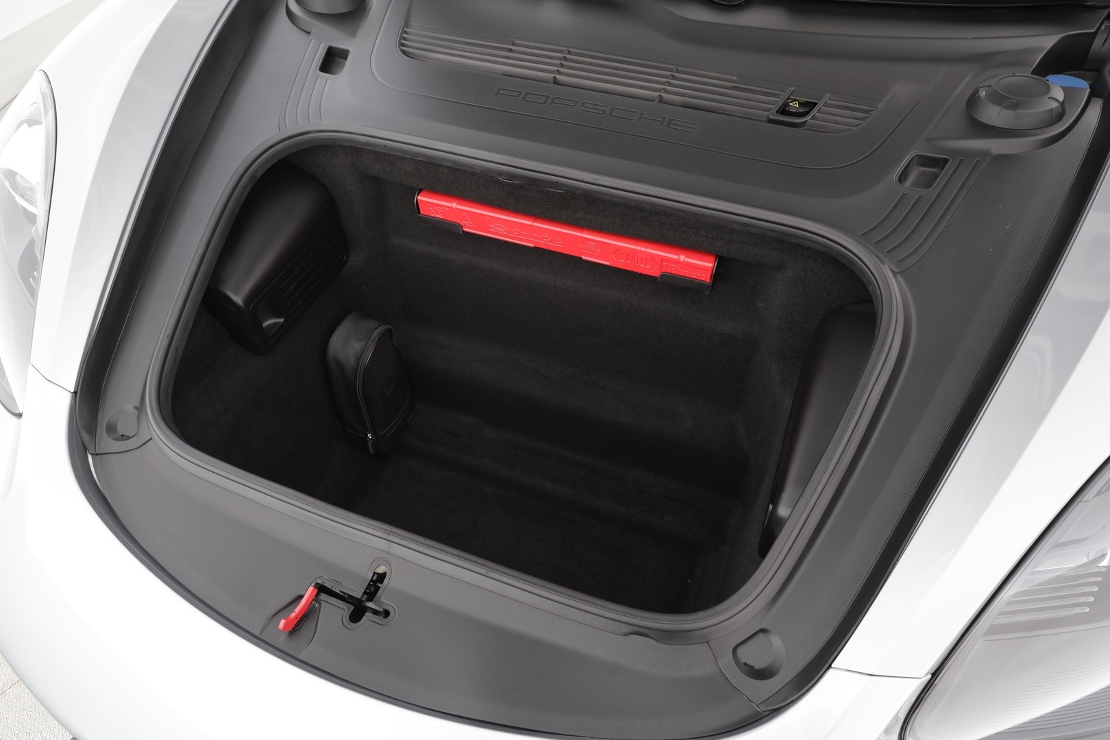 PORSCHE 718 2018