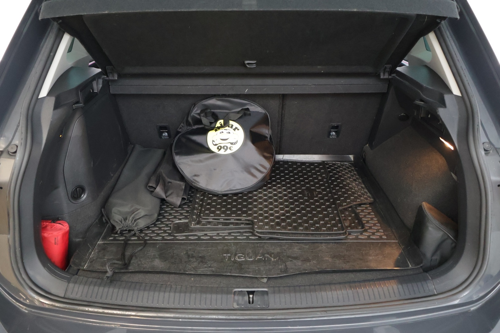 VOLKSWAGEN Tiguan 2021