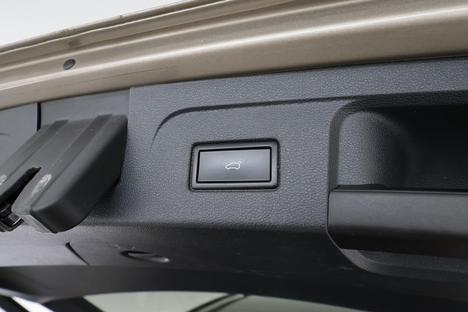 VOLKSWAGEN Touran 2019