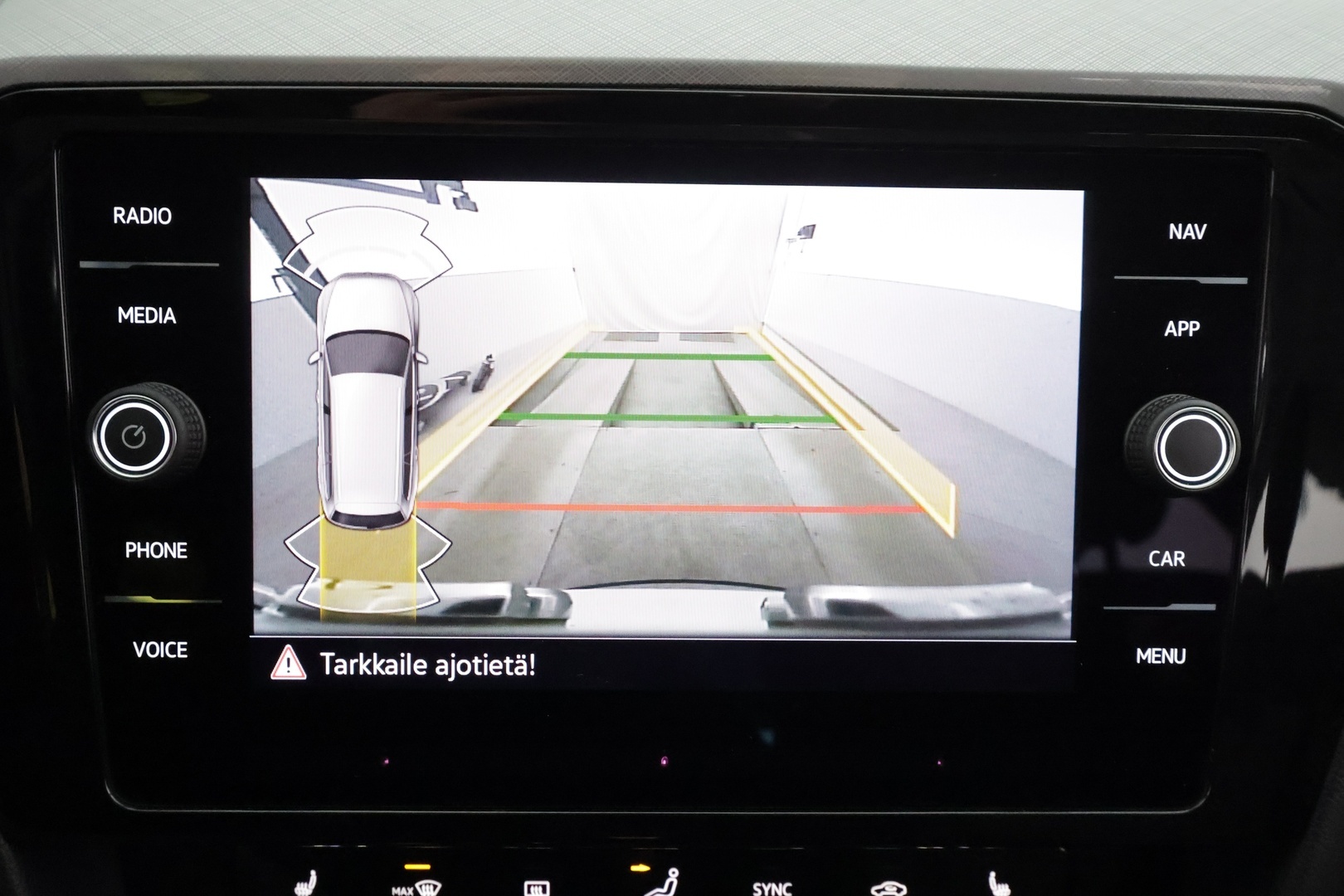 VOLKSWAGEN Passat 2022