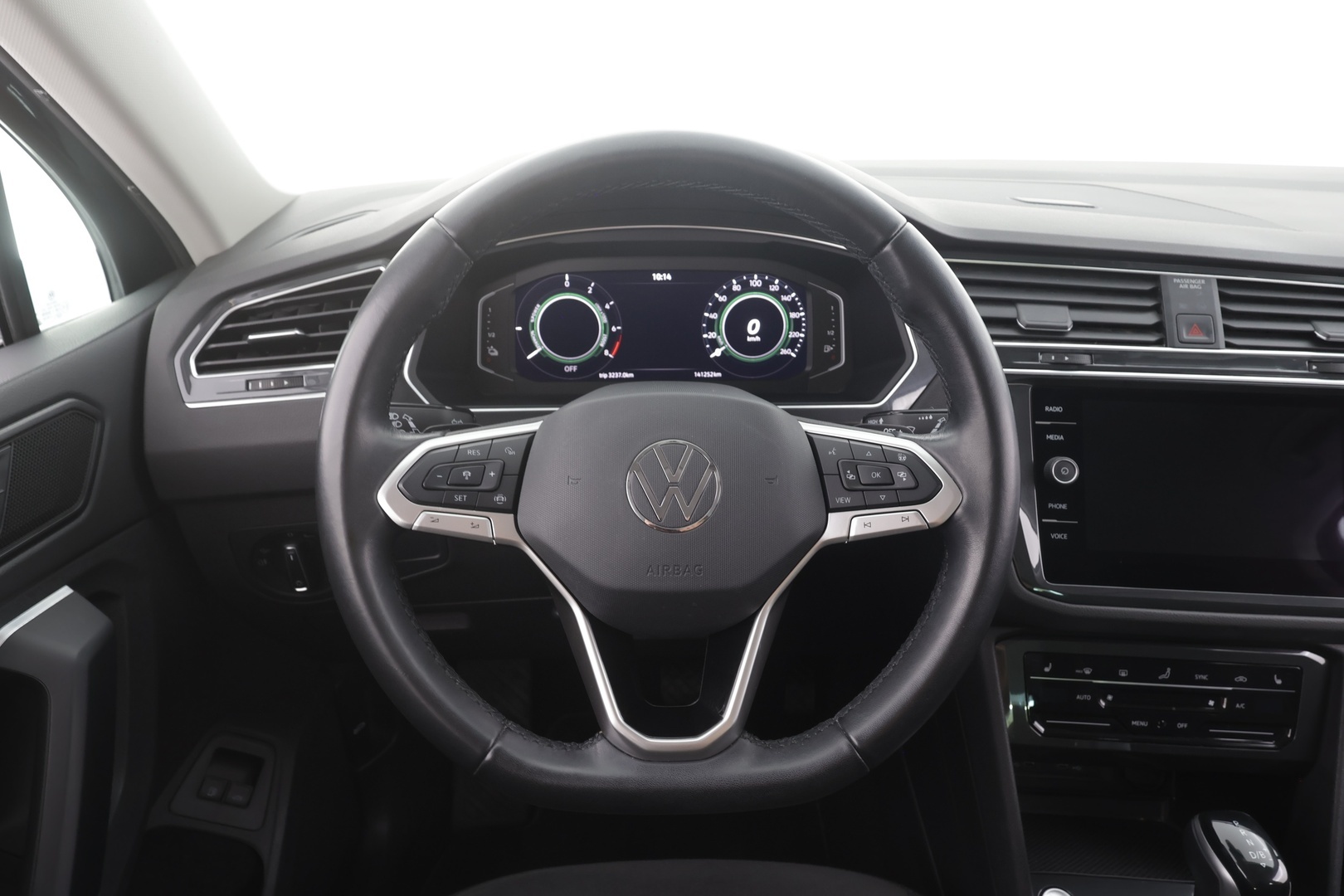 VOLKSWAGEN Tiguan 2022