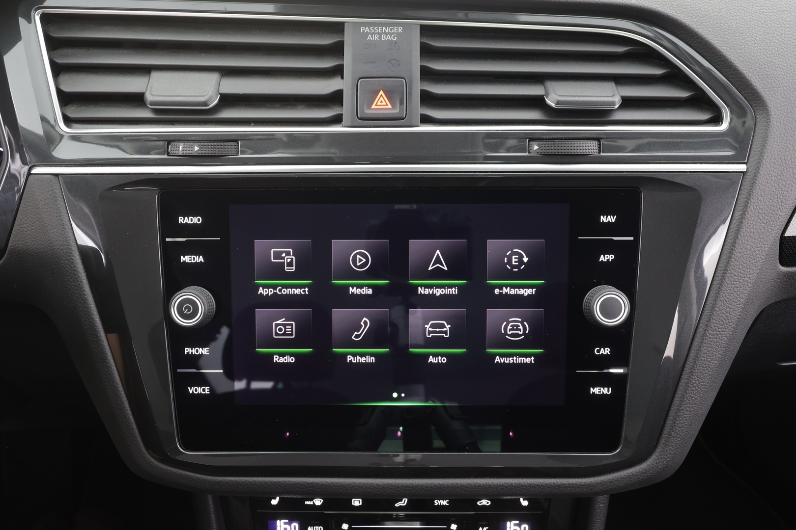 VOLKSWAGEN Tiguan 2022