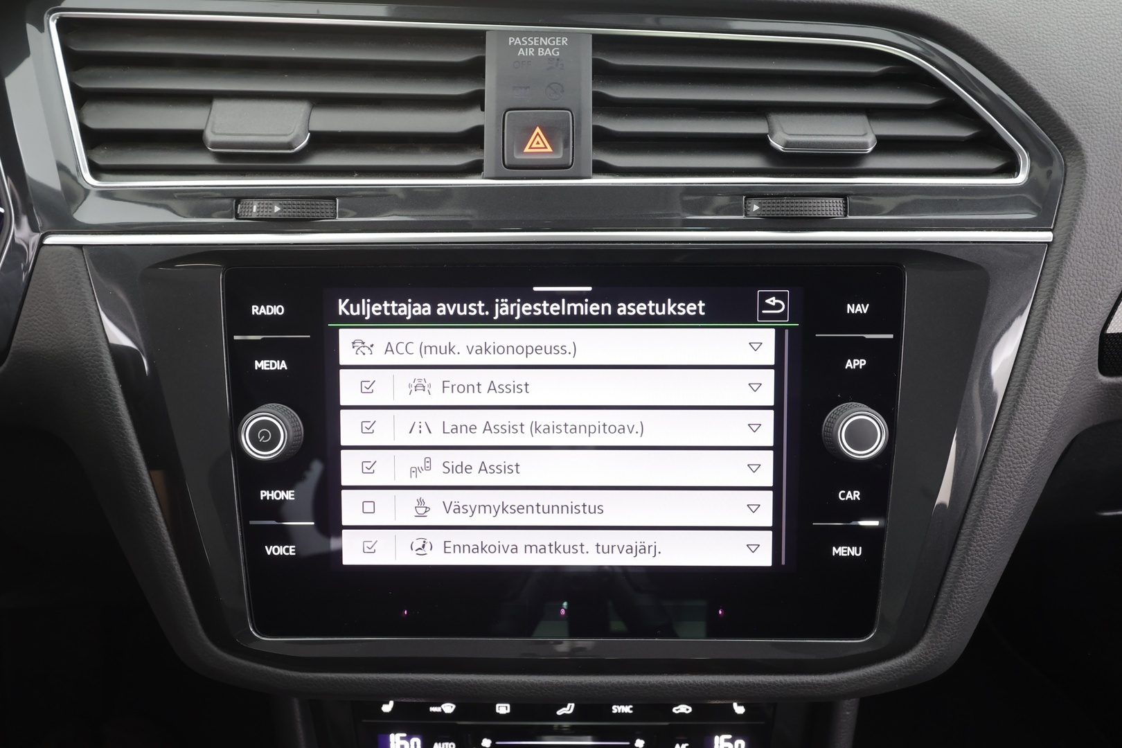 VOLKSWAGEN Tiguan 2022