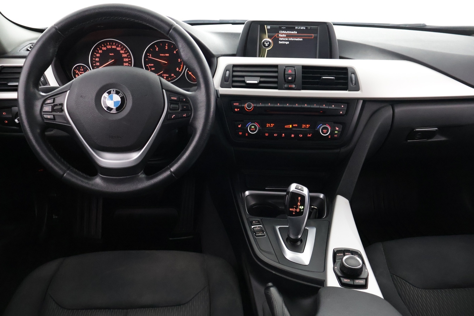 BMW 320 2014