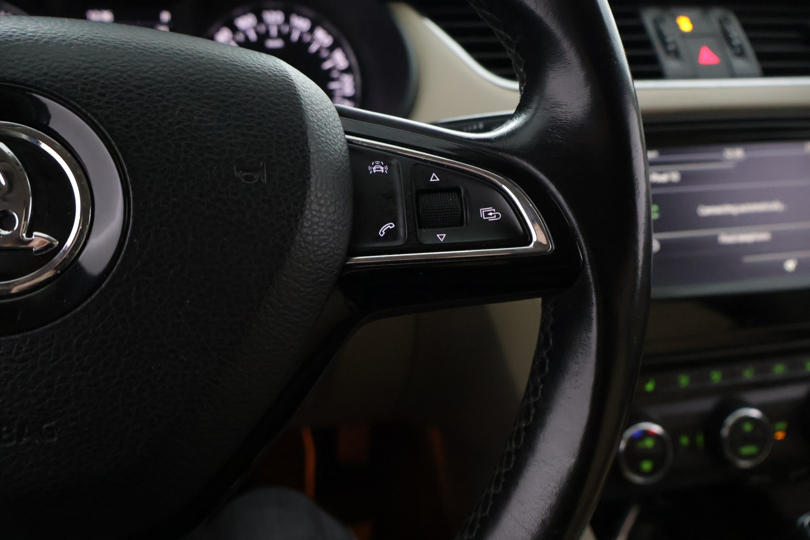 SKODA Octavia 2016