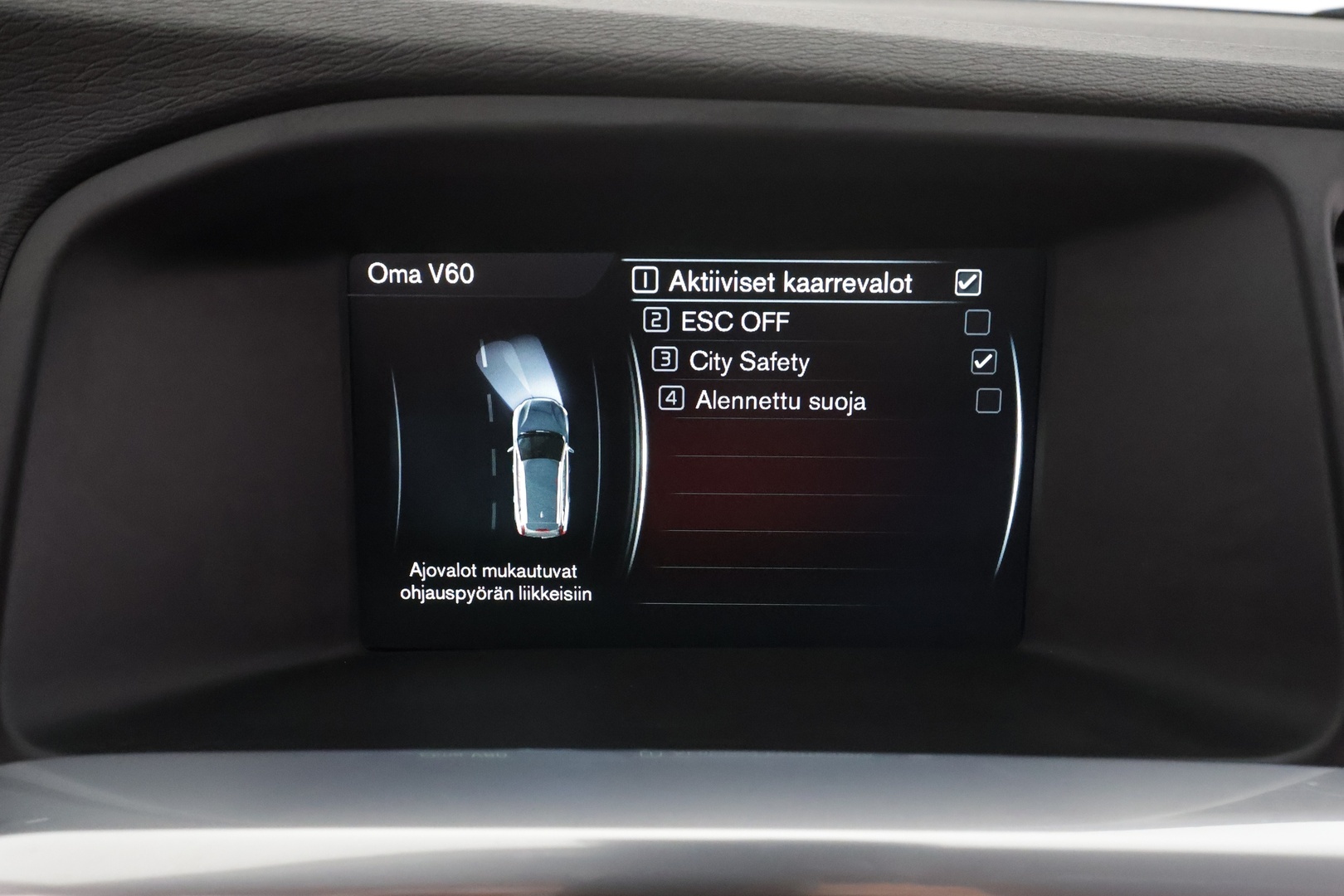 VOLVO V60 Cross Country 2016