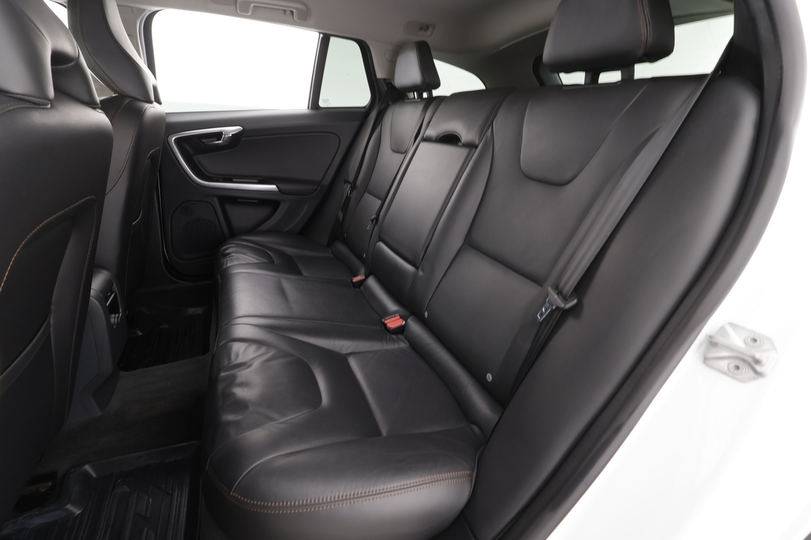 VOLVO V60 Cross Country 2016