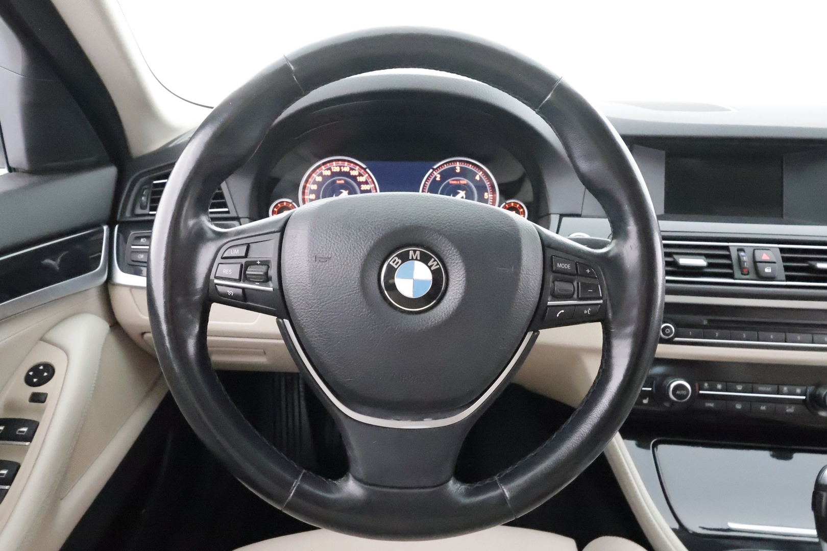BMW 520 2016
