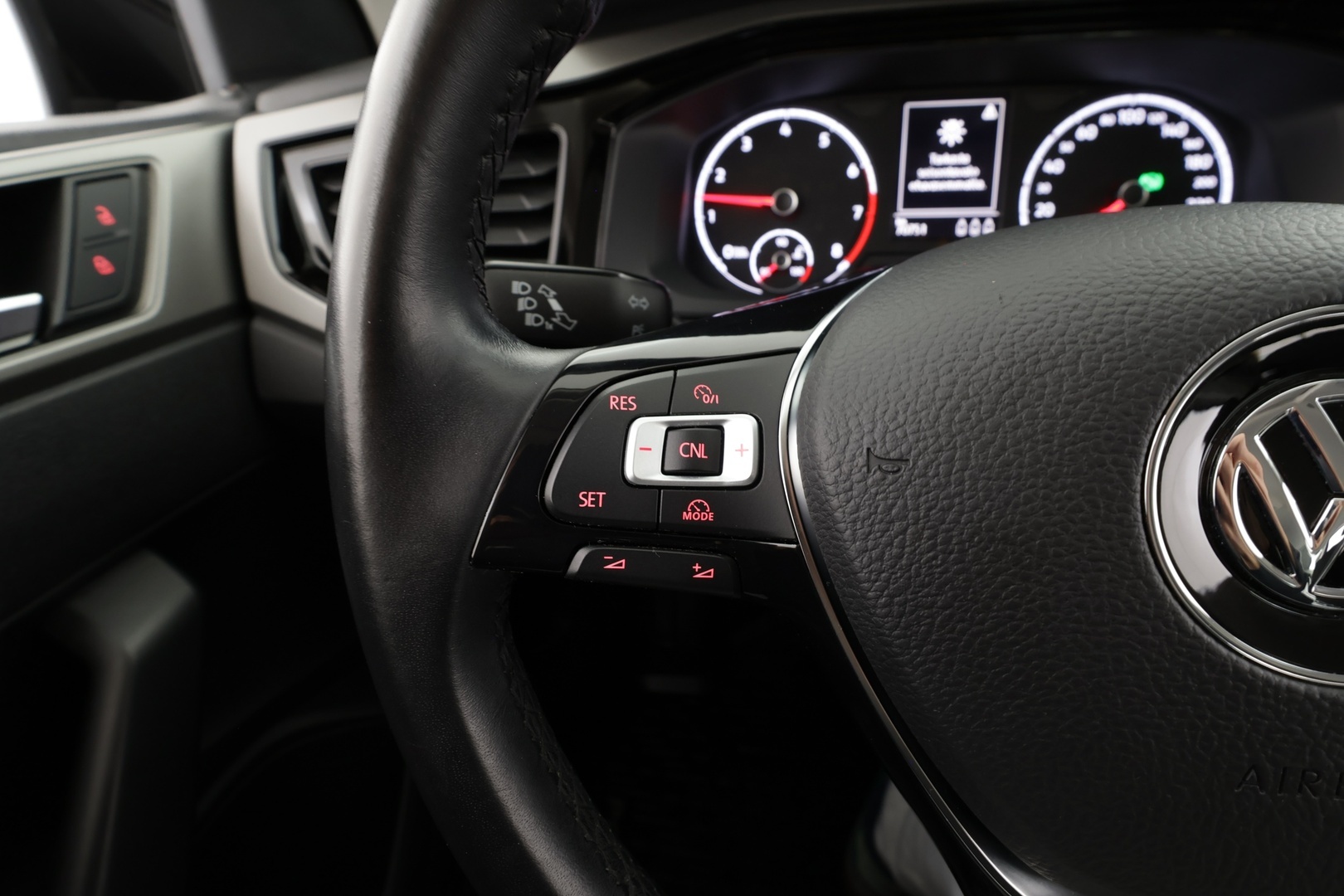 VOLKSWAGEN Polo 2019