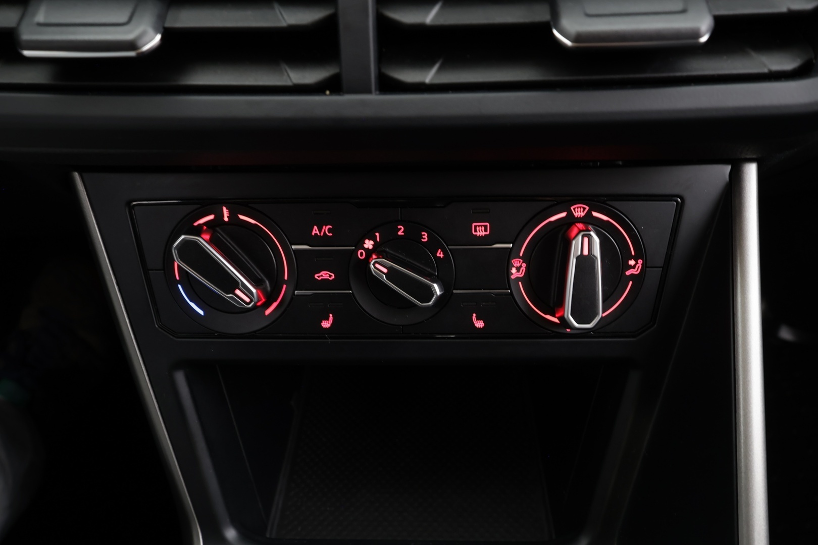 VOLKSWAGEN Polo 2019