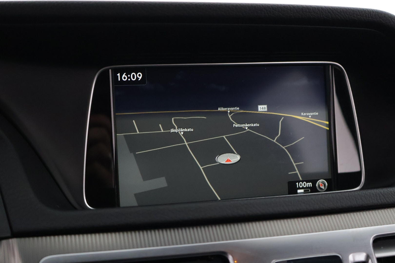 MERCEDES-BENZ E 2016