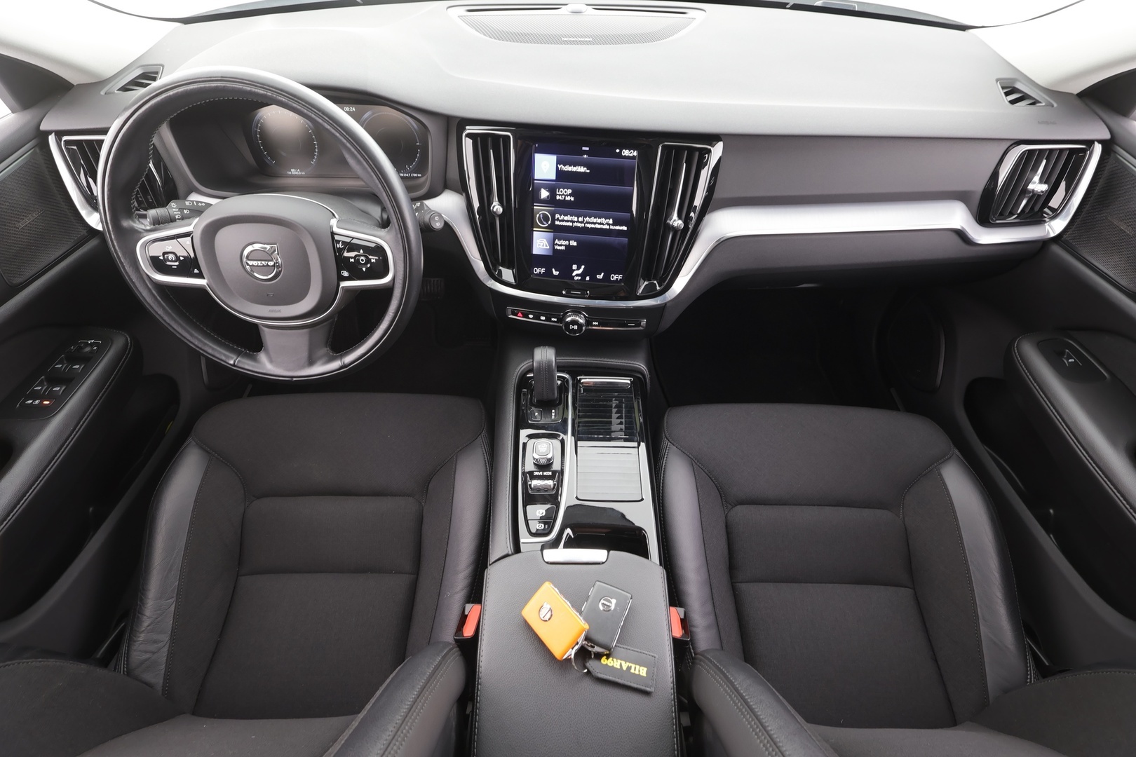 VOLVO V60 2021