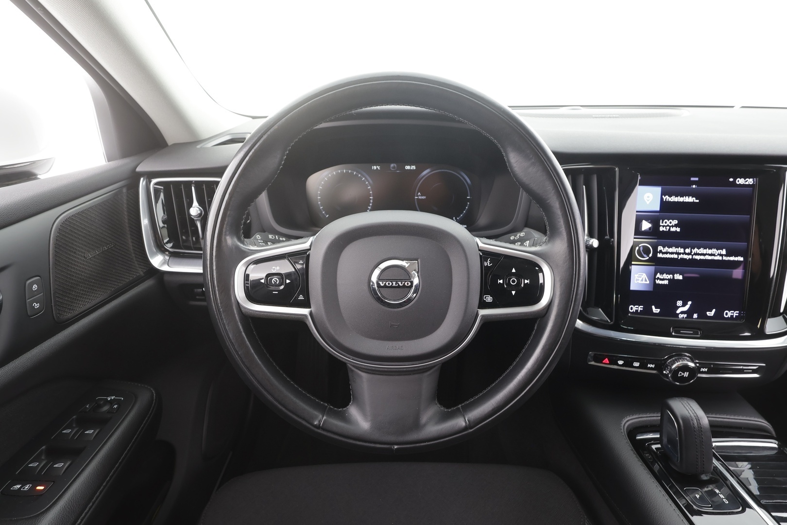 VOLVO V60 2021