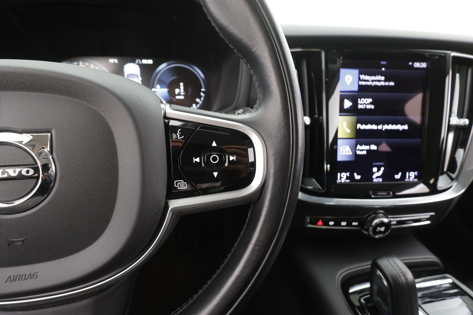 VOLVO V60 2021