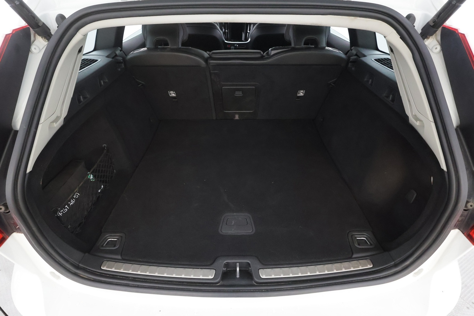 VOLVO V60 2021