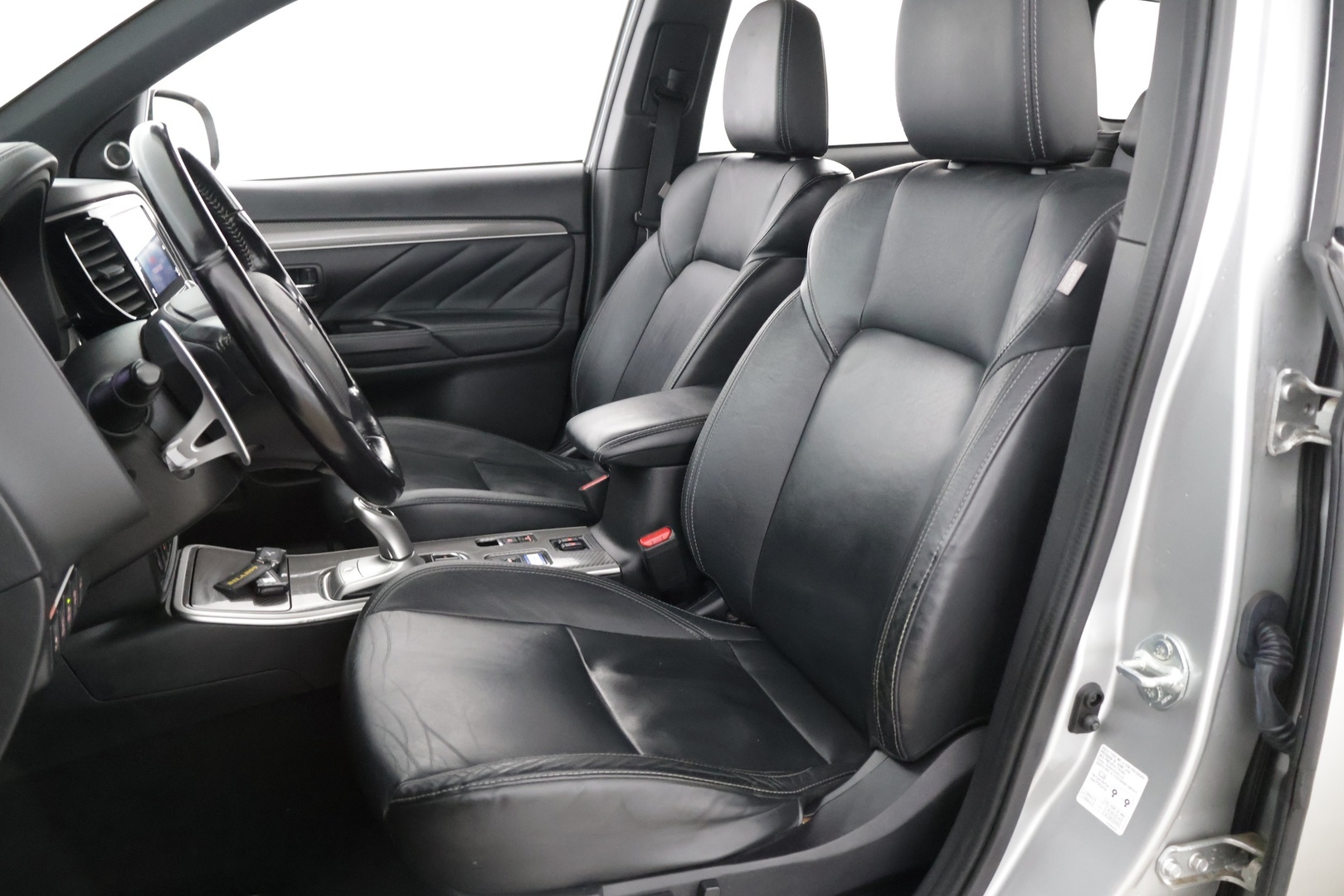 MITSUBISHI Outlander PHEV 2019