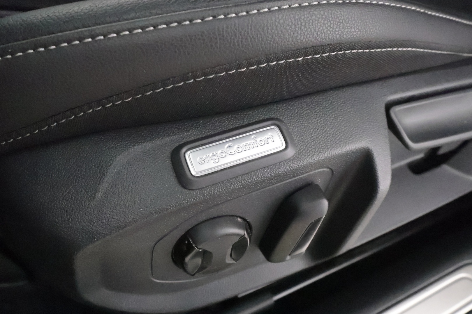 VOLKSWAGEN Arteon 2022