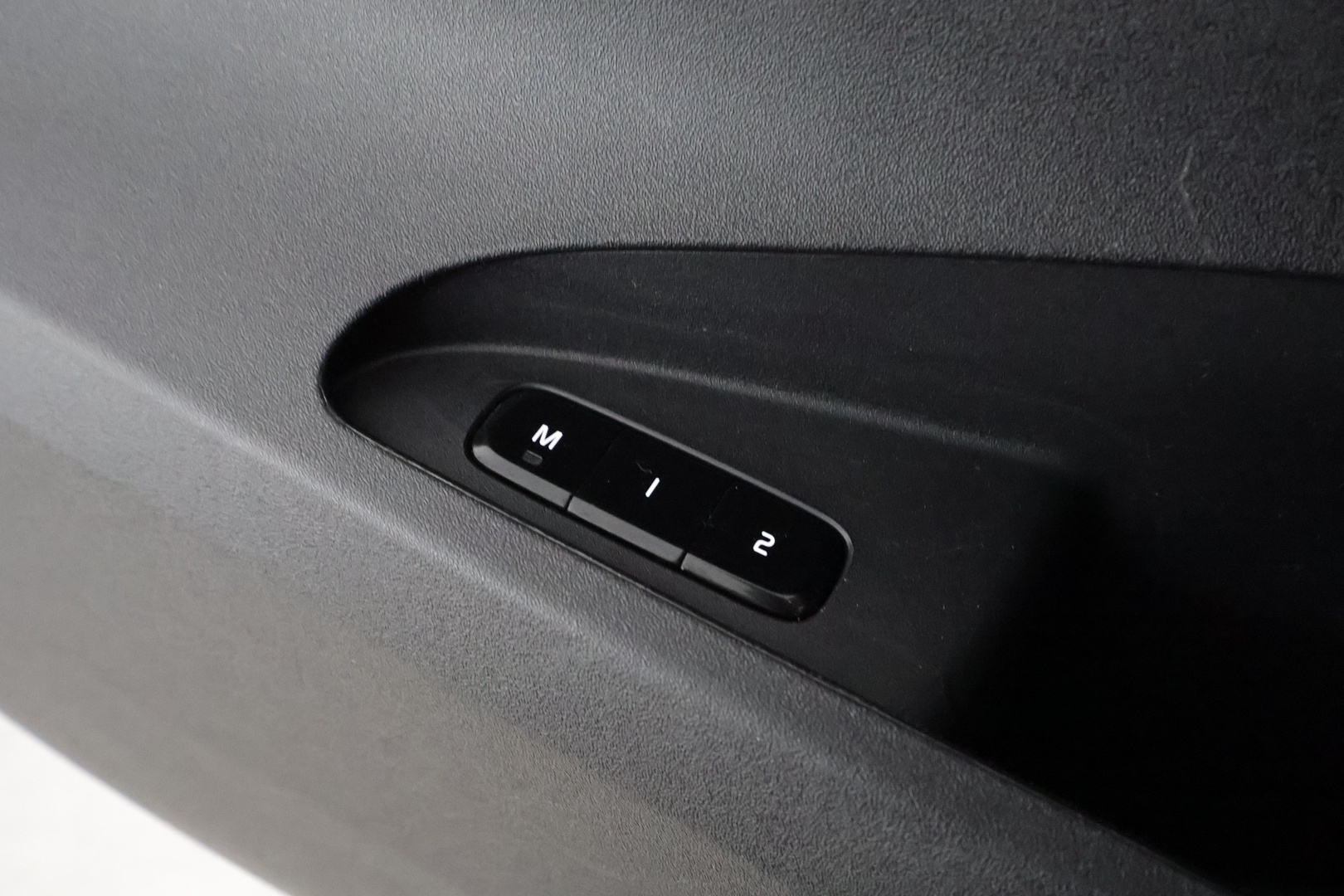 POLESTAR 2 2023